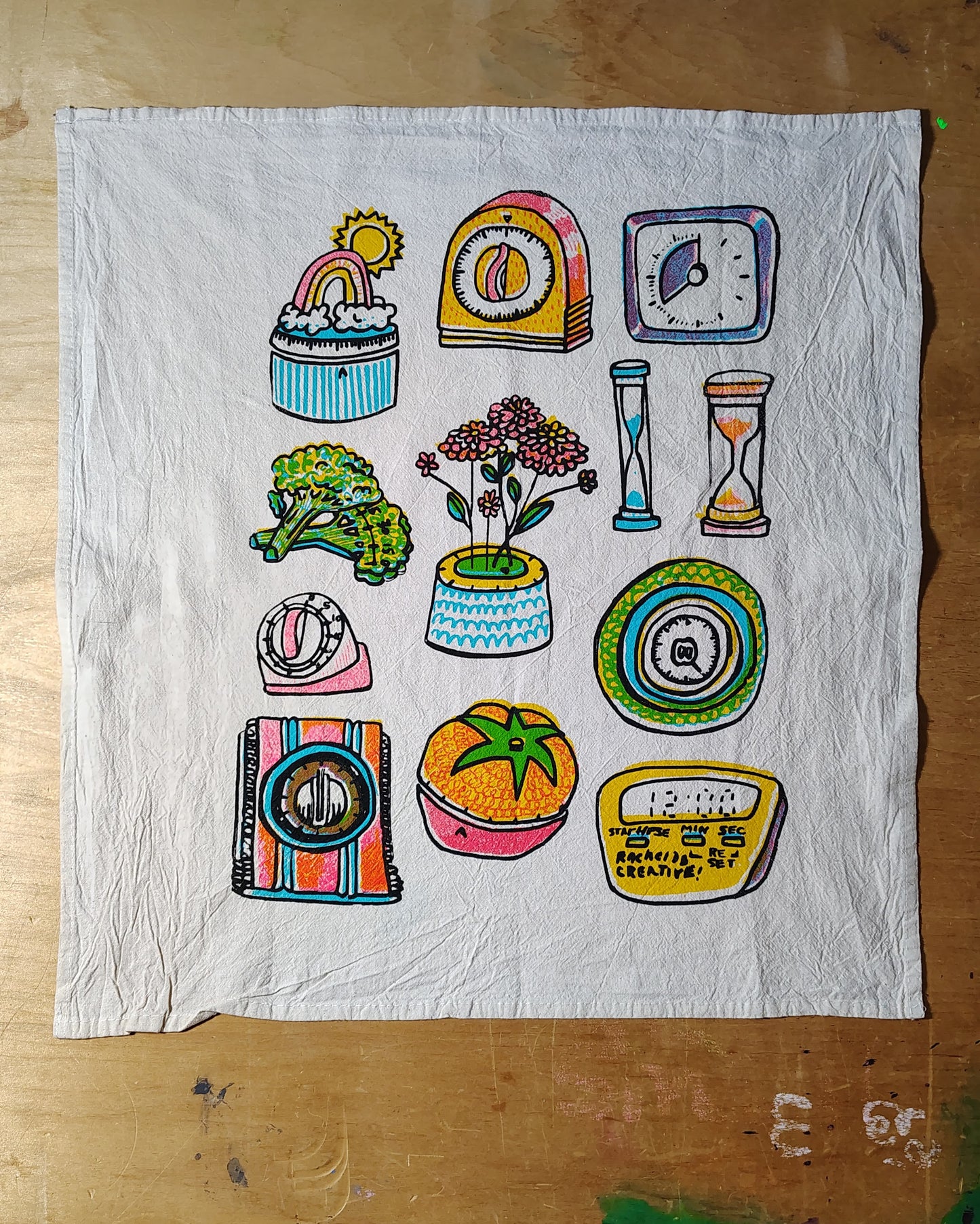Deluxe It's About Time Square Kitchen Towel